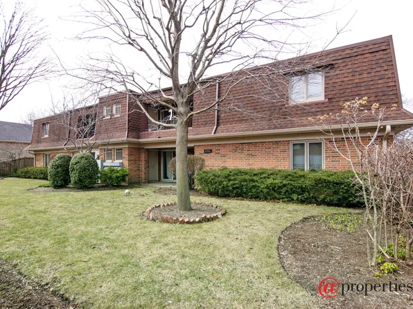430 N Central Ave APT 1F, Highwood, IL 60040