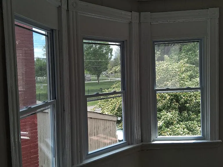 503 W 14th St #F2 — Photo 2