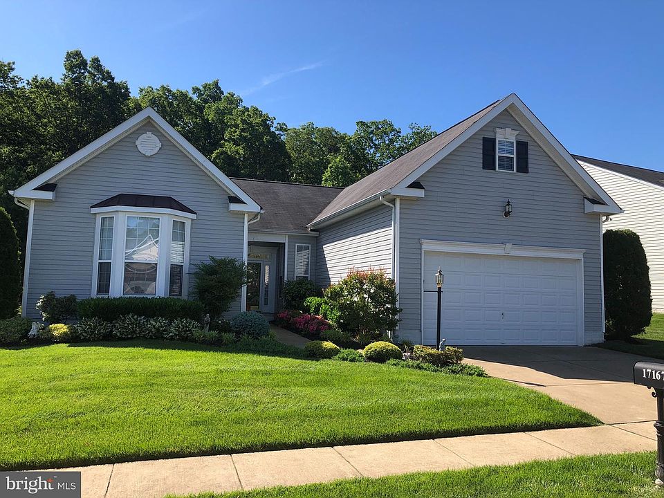 1st image of 17167 Four Seasons Dr