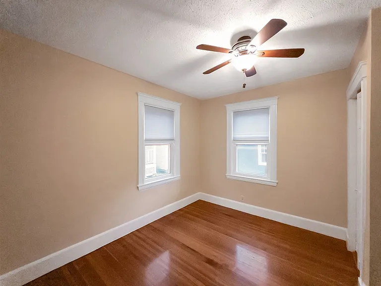 21 Bradwood St #1 — Photo 6