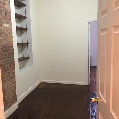 Rented by Oxford Property Group | media 61