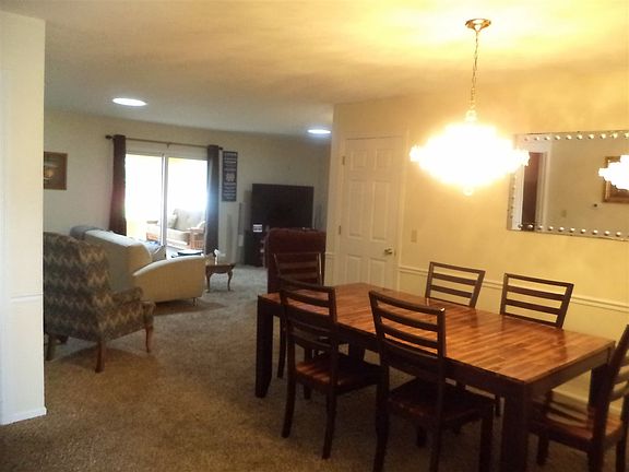 5th image of 1063 Andrews Ct