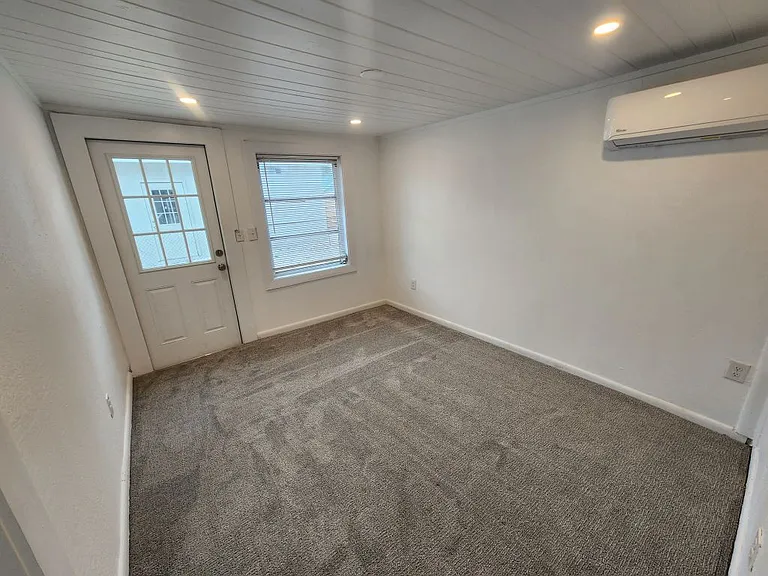 3133 Myrtle St #2 — Photo 3