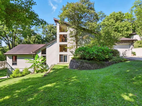 1681 Van Blaricum Rd, Cincinnati, OH 45233