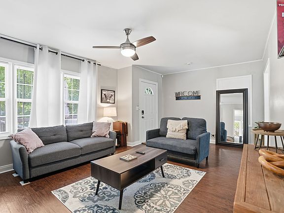 5th image of 714 Woodlawn Dr