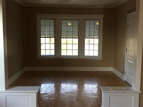 2nd image of 11517 S Wentworth Ave #2