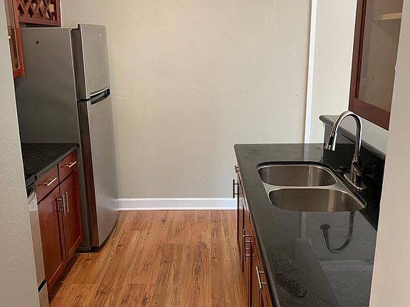 5th image of 4727 Jarboe St APT 96