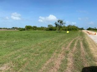 2103 2nd St, Bayside, TX 78340