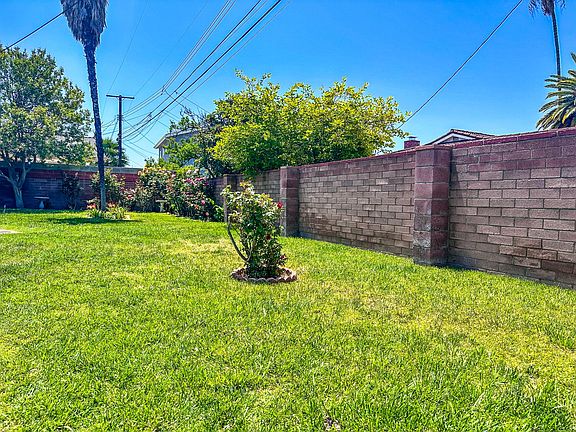 5th image of 16404 Mayall St