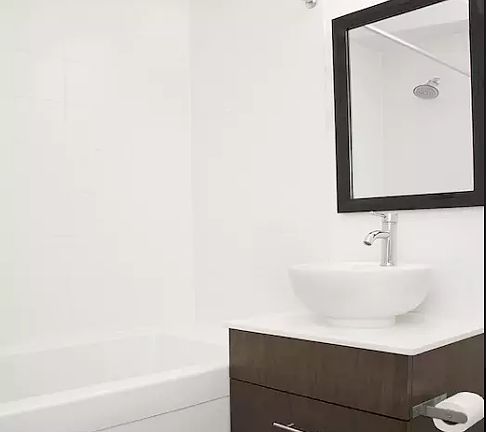 3rd image of 765 Park Pl #8X