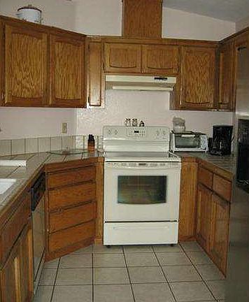 3rd image of 2441 Elderberry Dr