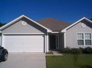 9 Corsair Cir, Savannah, GA 31407