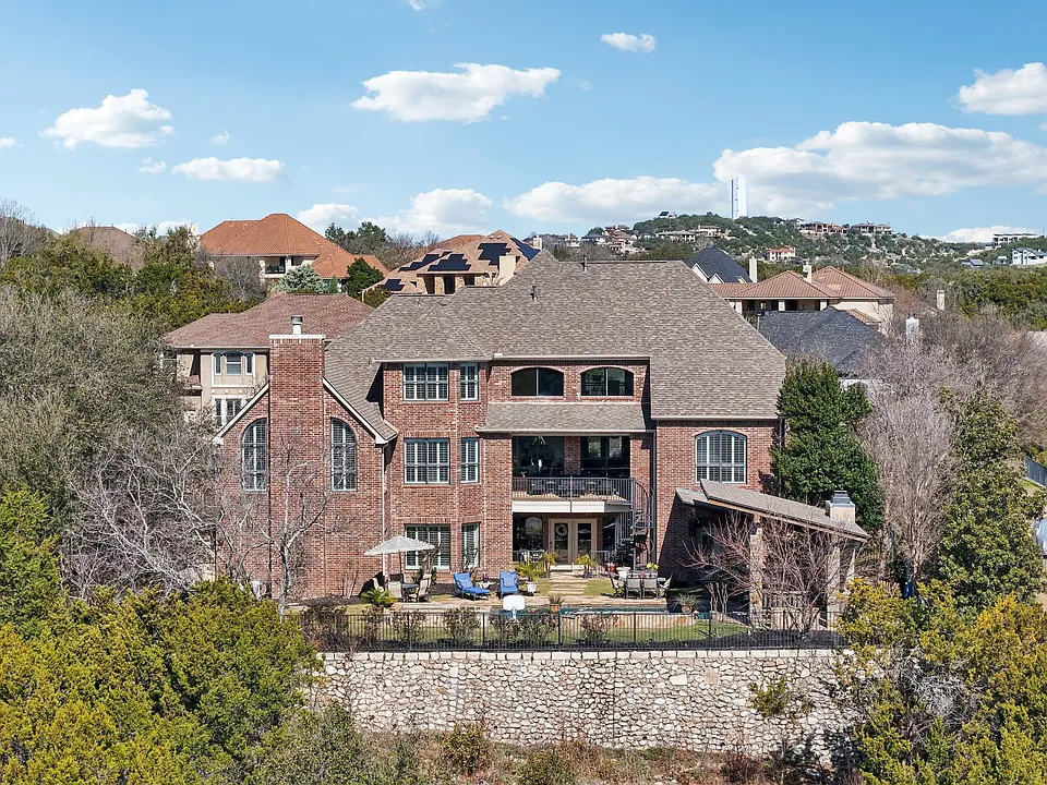 111 Vailco Ln
