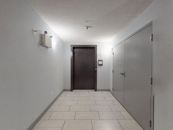 4th image of 11816 22nd Ave SW #207