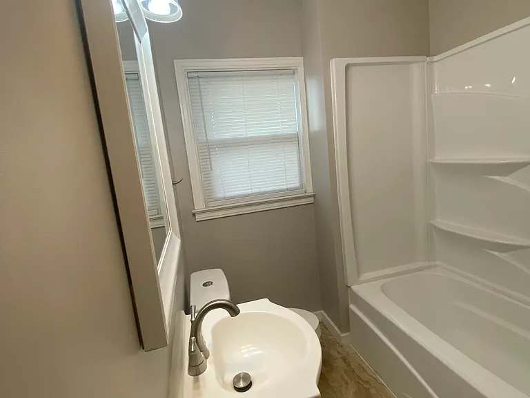 2339 S Cleveland Ave — Photo 8