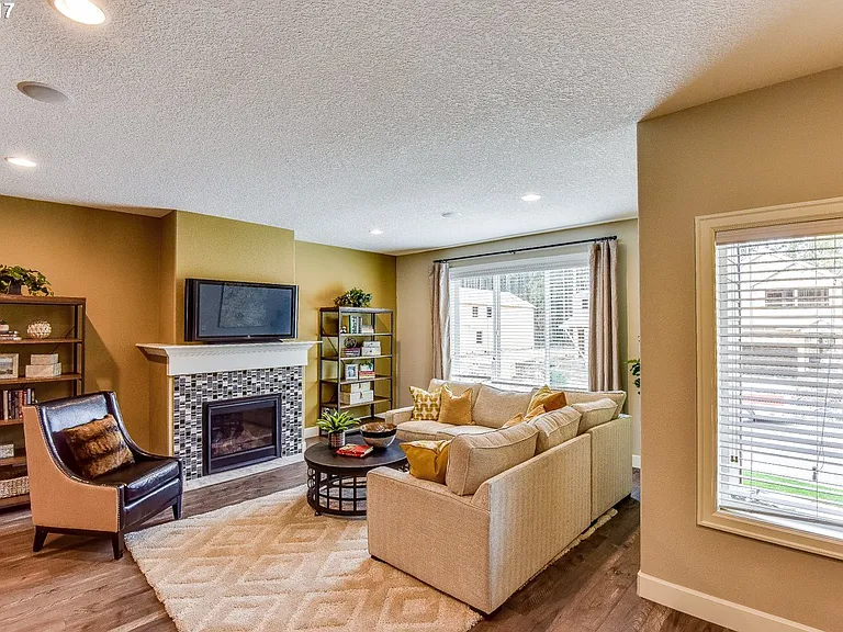 3765 SE McKenzie Ave — Photo 22