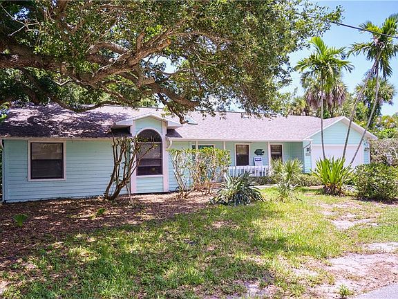 3rd image of 5120 Trade Winds Dr