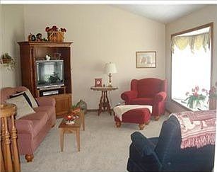 4th image of 2057 Old English Ct