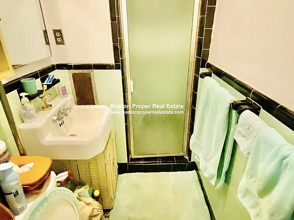 18 Commonwealth Ave. #4 Boston - Back Bay Unit Photo 7