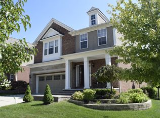 28311 Wolcott Dr, Novi, MI 48377
