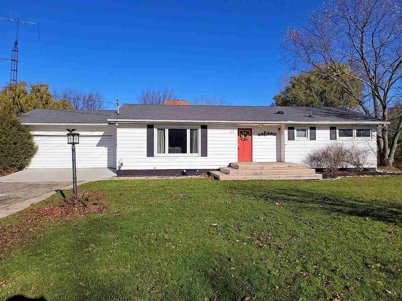 459 E Williams St photo 1