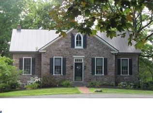 801 W Cedarville Rd, Pottstown, PA 19465