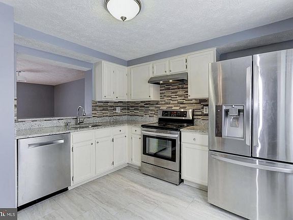 2nd image of 3645 Van Horn Way