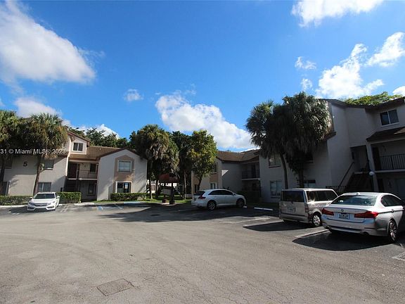 5th image of 9433 SW 140th Ct #9433