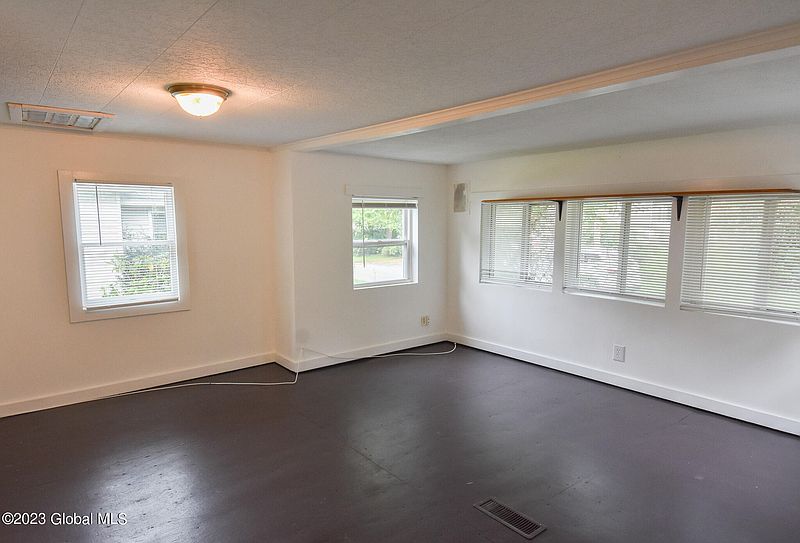 3rd image of 11 Orchard Street
