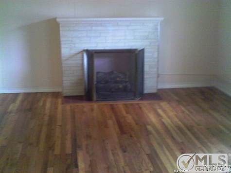5th image of 522 John Adams Dr
