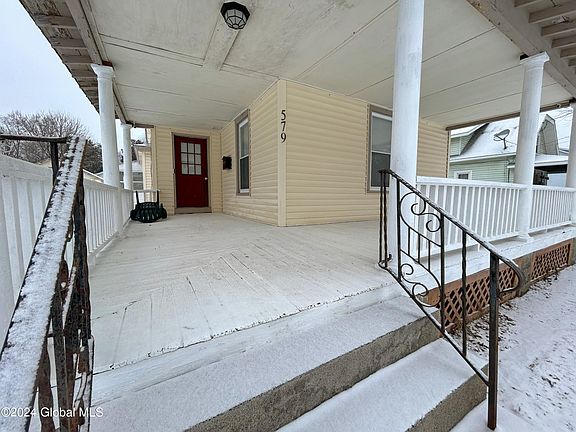 2nd image of 579 Lower Oak Street
