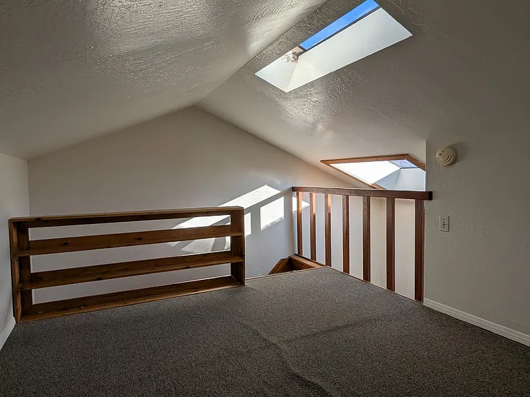 521 N Wc Riles St — Photo 10