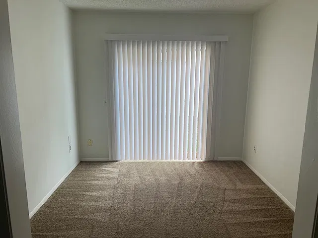 2 bed, 1100 sqft, $1,500 — Photo 4