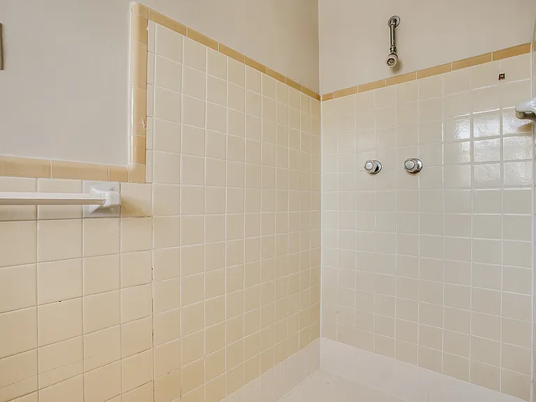 4301 Emerson Ave — Photo 14