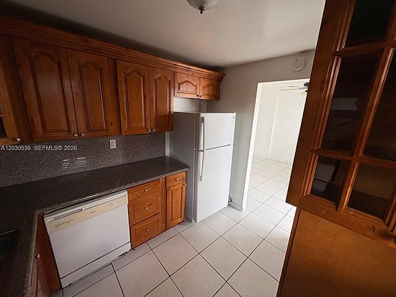 4th image of 14185 SW 87th St #A-304