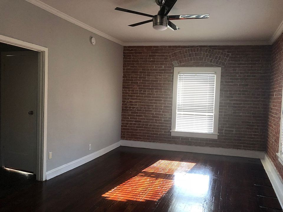 1st image of 1825 N Cahuenga Blvd APT 103
