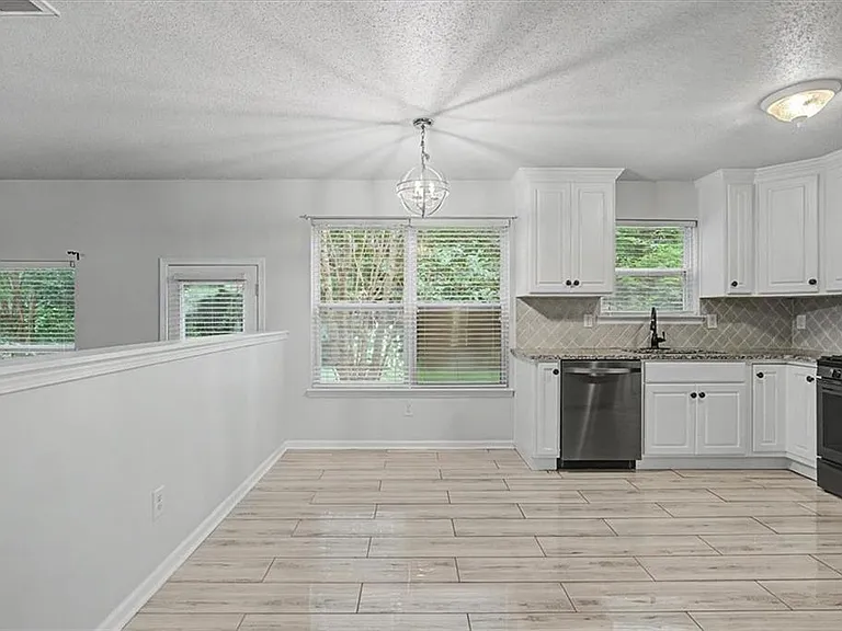 1025 Balsam Wood Trl — Photo 14