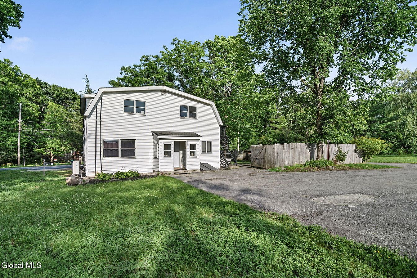1st image of 140 Blue Barns Road