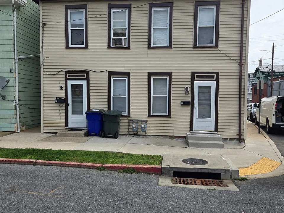 348 South St