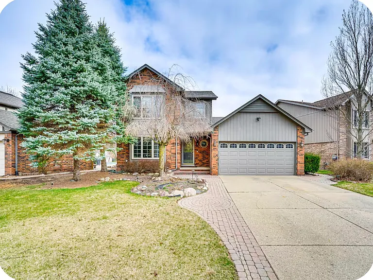 42412 Arcadia Dr — Photo 1