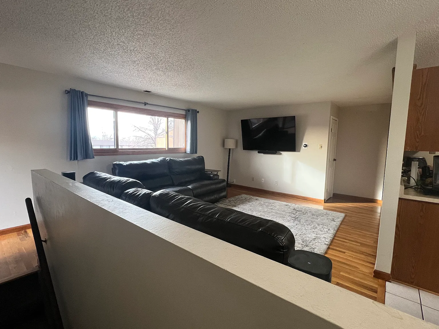 2 bed, 1294 sqft, $1,700 — Photo 4