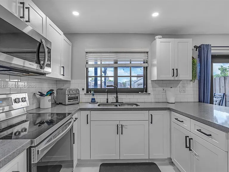 5725 SW 132nd Ct #21-5 — Photo 13