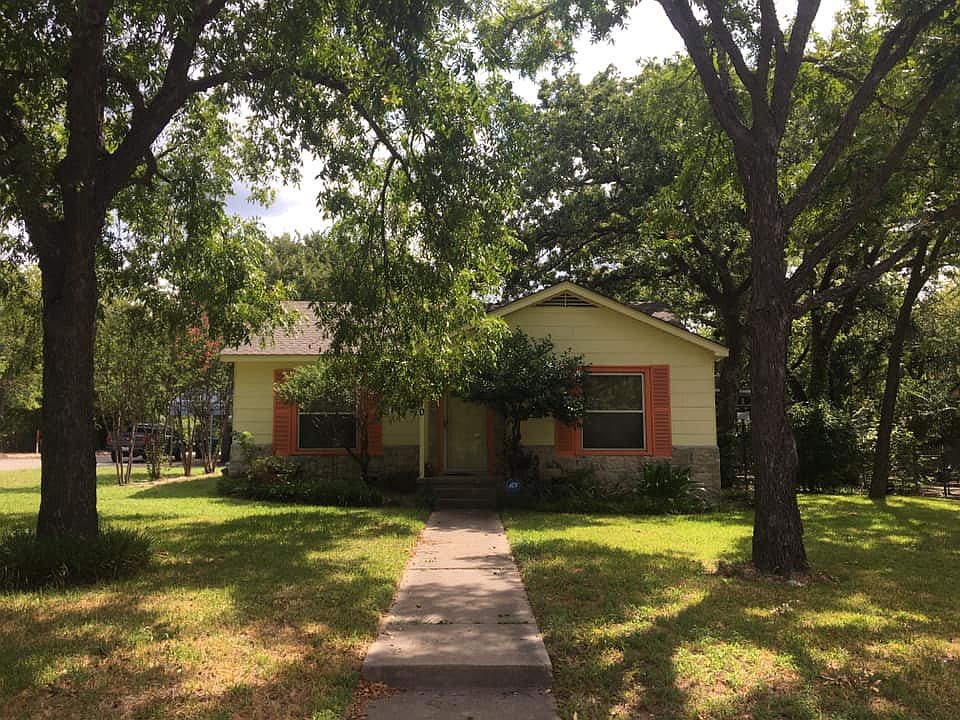 1st image of 2210 Palmer Dr