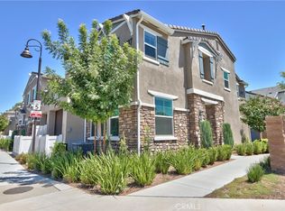 41987 Isadora St #1404, Murrieta, CA 92562