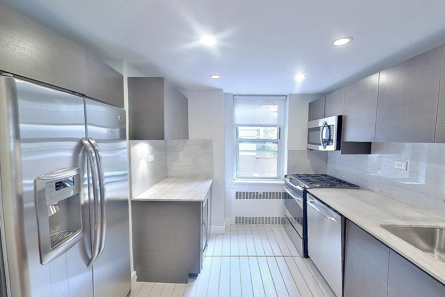 41 Park Avenue — Photo 2