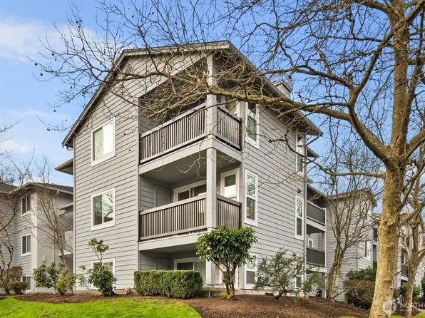6700 NE 182nd Street #A208, Kenmore, WA 98028