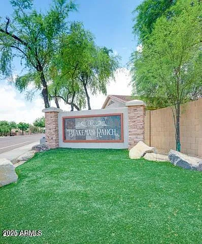 1580 W Saragosa St — Photo 22