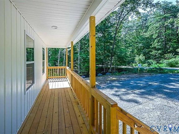 2nd image of 229 Lexington Dr