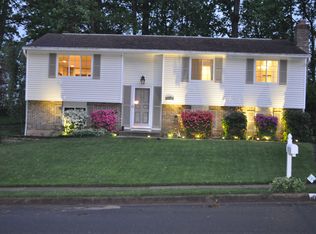 9773 Oleander Ave, Vienna, VA 22181