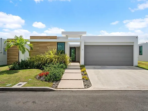 Ebro St #3, Bayamon, PR 00959